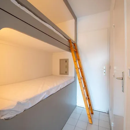 Apartment Le Hameau Du Soleil-4 By Interhome Cavalaire-sur-Mer